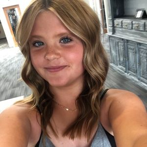 Meet your Posher, Carolyn